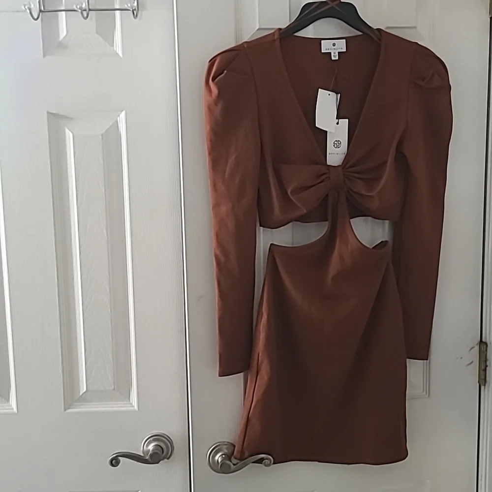 NWT Socialite Cutout Mini Dress Ruffed Up Cap Shoulders - Picture 2 of 3